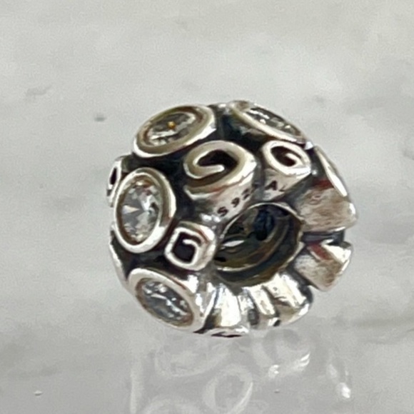 Pandora 925 Clear CZ Primrose Path Rare Retired Swirls Bead Charm - Picture 2 of 4